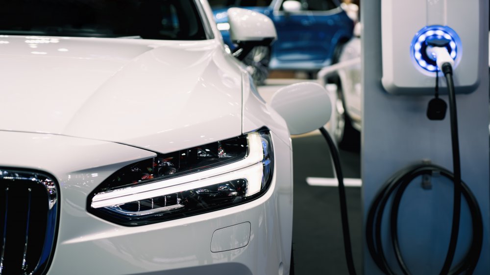 How Soon Will Electric Cars Take Over Other Cars?